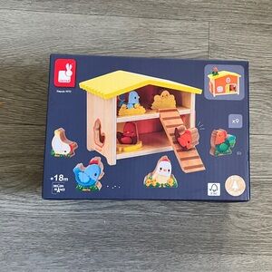 Janod Yellow-Roof Wooden Chicken Coop Playset - 9-Piece